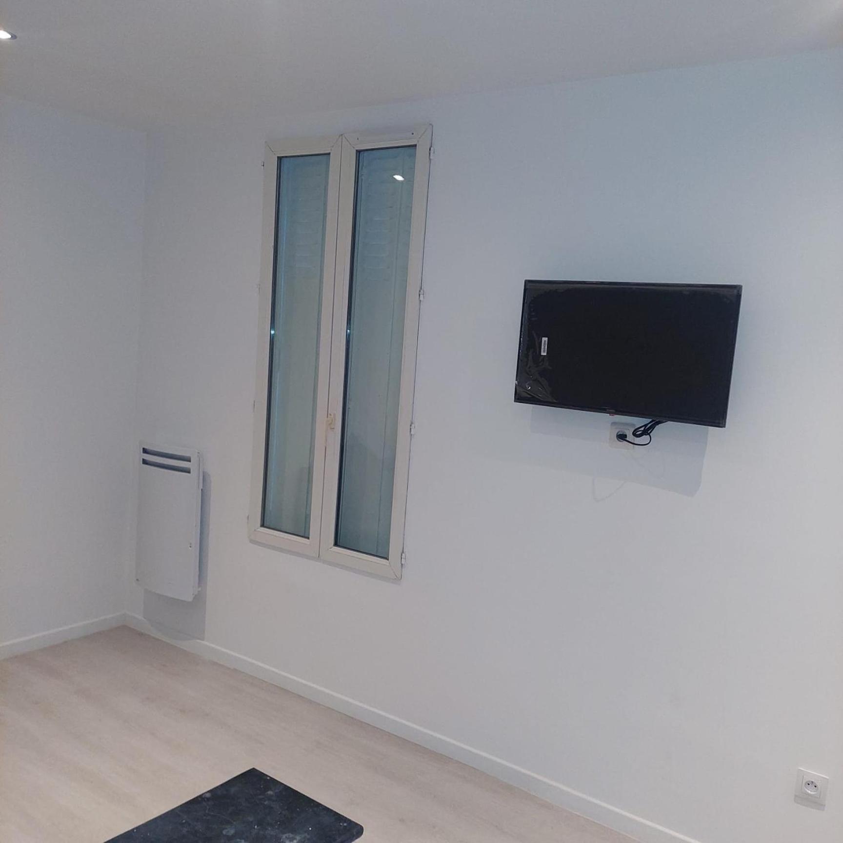 Appartement Pres De Stade De France Aubervilliers Eksteriør bilde